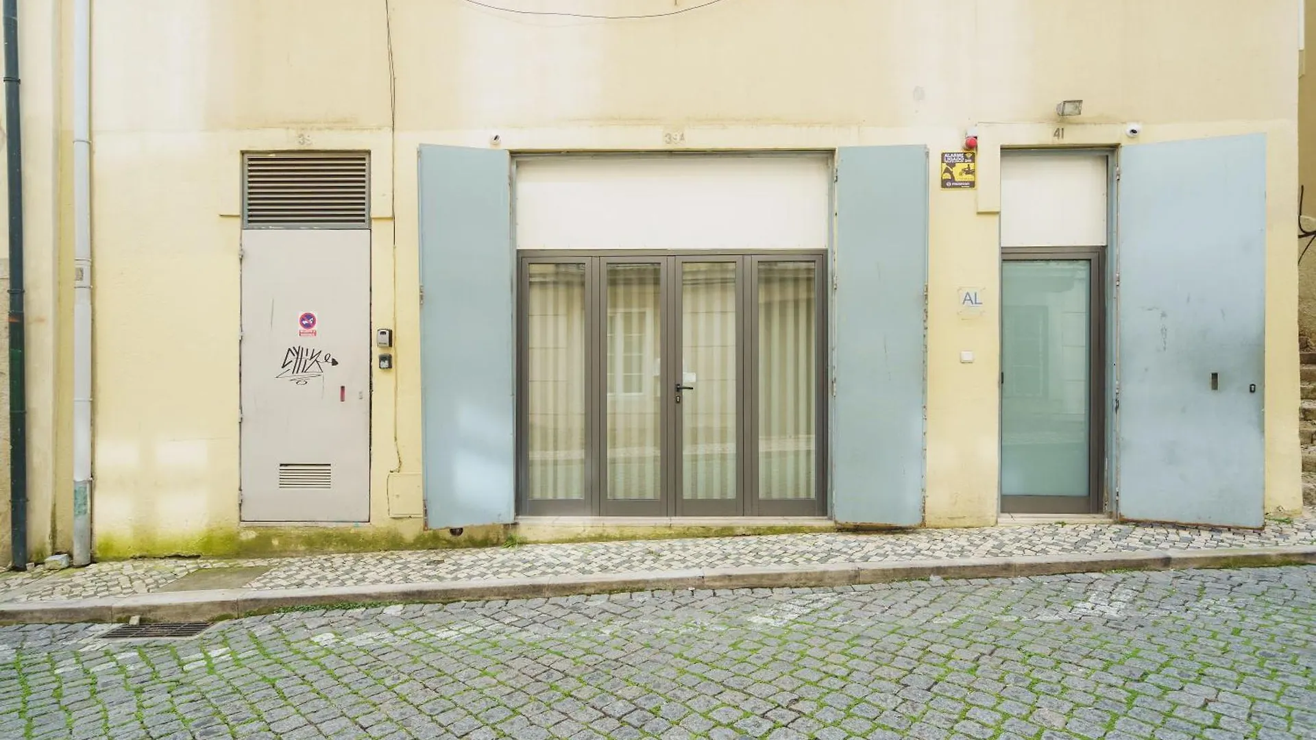 Historical Loft Apartment Lisbon 0*,